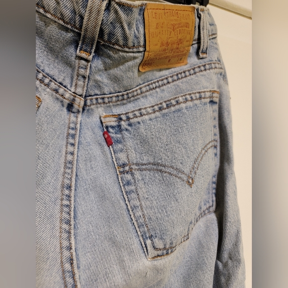 Levi's Vintage 550 Jeans - Picture 5 of 5